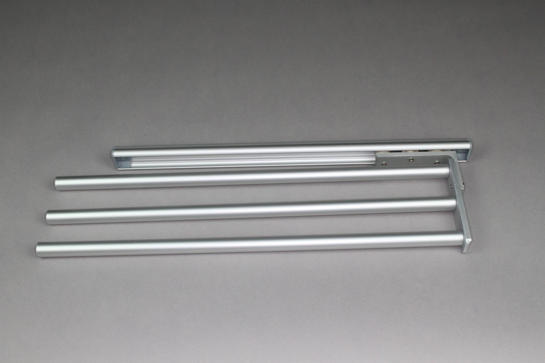 Handtuchhalter in Aluminium (dreiarmig)