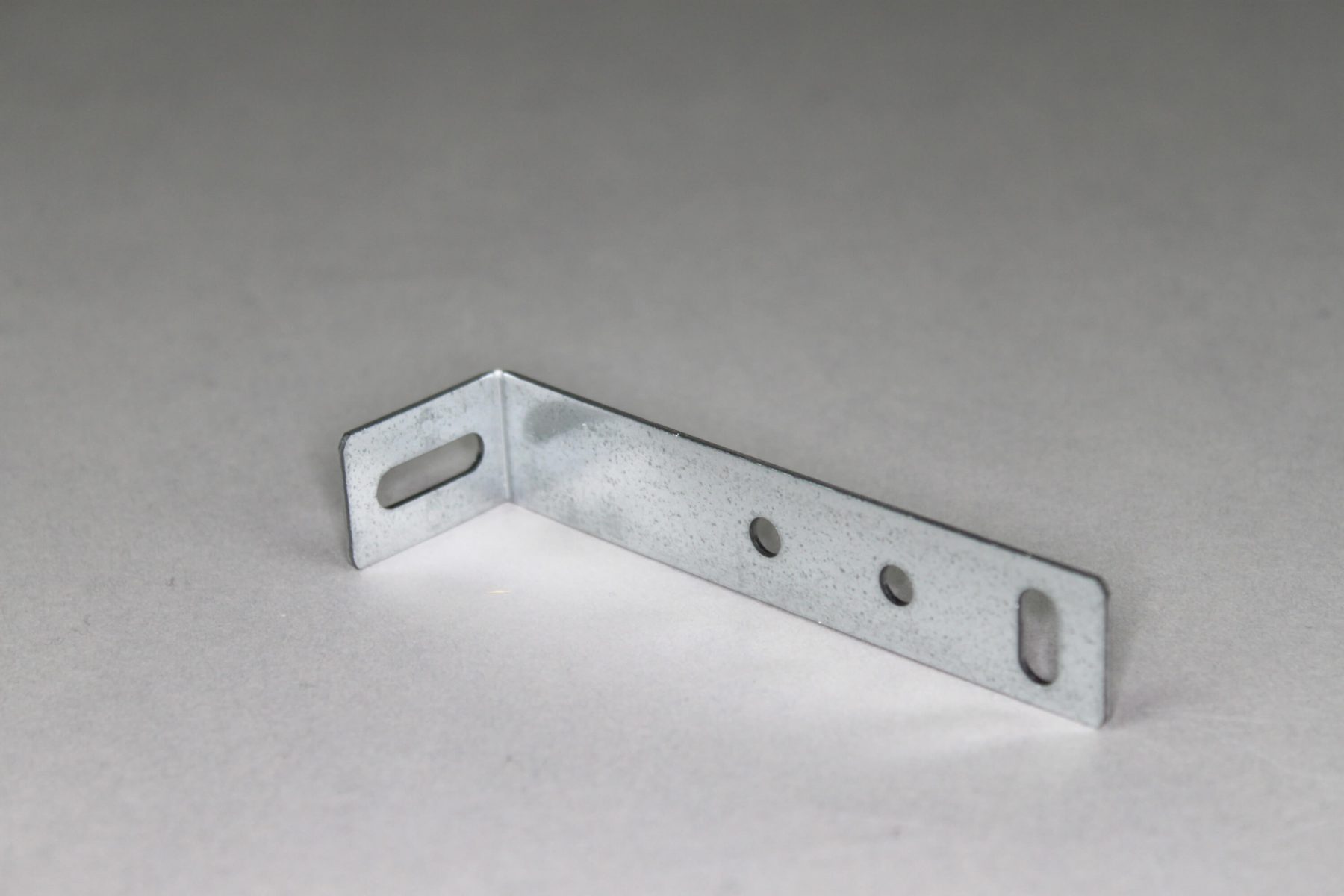 Winkel "WIUN110105" (verzinkt)