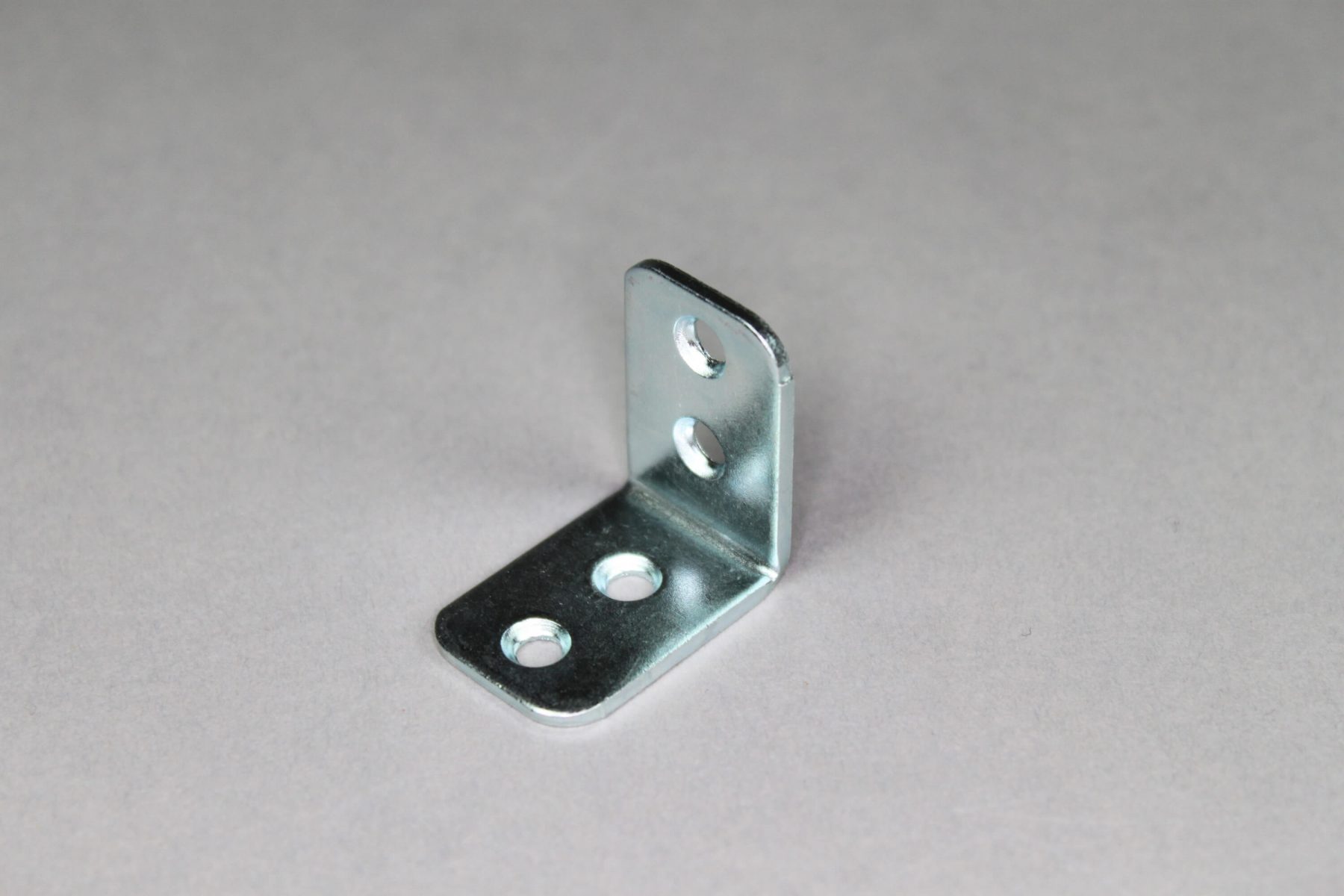 Winkel "1W600105" (verzinkt)